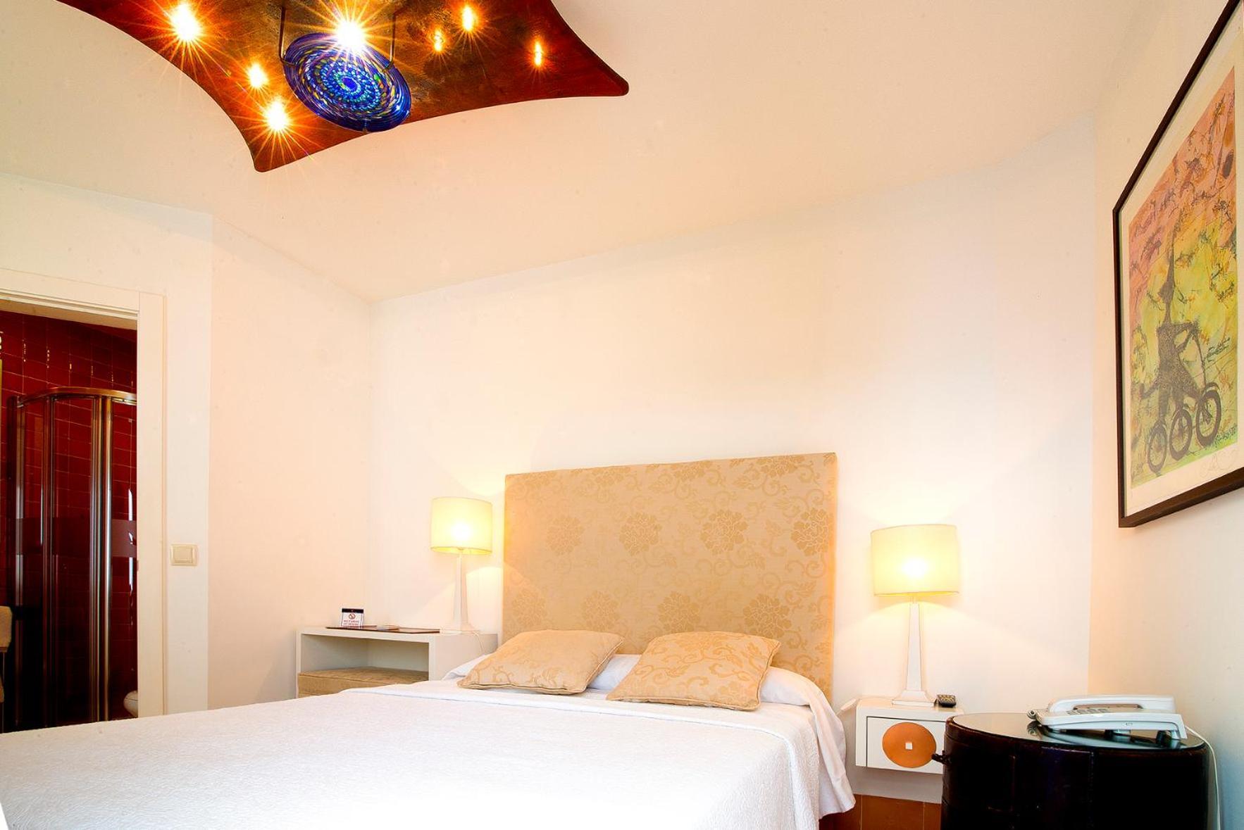 Hostal Casa Alborada โกนิล เด ลาฟรอนเตรา ภายนอก รูปภาพ